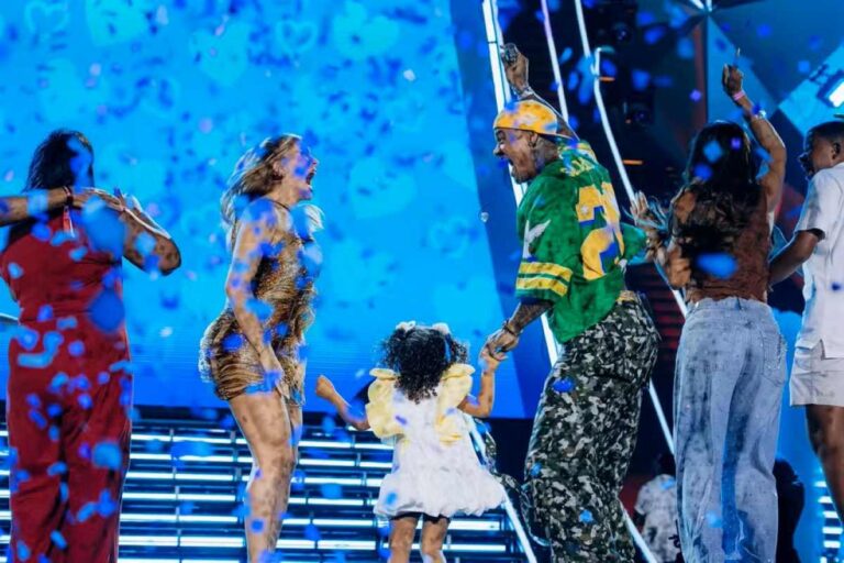 Leo-Santana-e-Lore-Importa-revelam-o-sexo-do-segundo-filho-o-Foto-Divulgacao-Panther-Films-Aleef-Fera-Lucas-Leawry-e-Italo-Freitas-241125