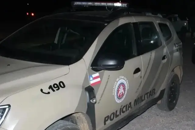 WDP1nhSG-6947-achei-sudoeste-viatura-policia-militar-de-tanque-novo