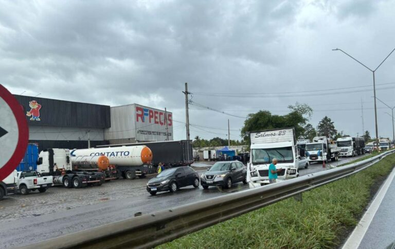 acidente-br-324-281125