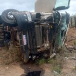 carreta-bau-carga-biscoitos-tomba-em-maracas-br-330-foto-reproducao-blog-marcos-frahm