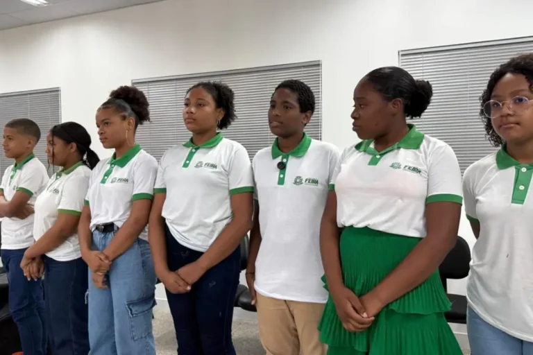 estudantes-da-rede-municipal-premiados-