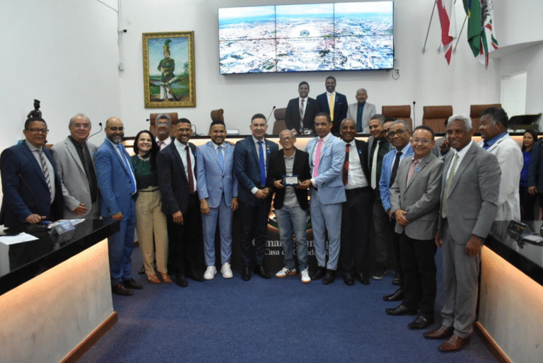 jornalista-Valdomiro-Silva-foto-camara-de-vereadores-de-feira-de-santana-01