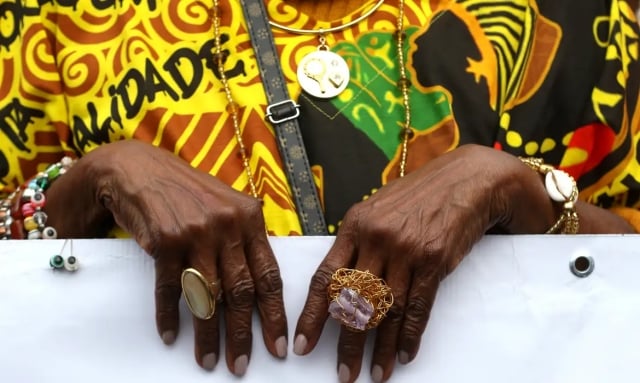 maos-negras-ft-tania-rego-ag-brasil