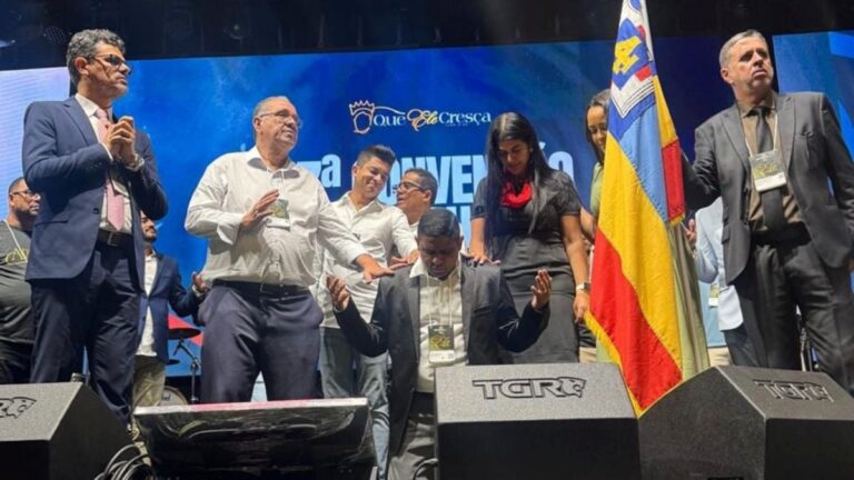 pastor-tom-foto-reproducao-