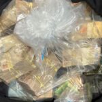 sacola-de-dinheiro-apreendida-pela-Policia-Civil-foto-divulgacao-