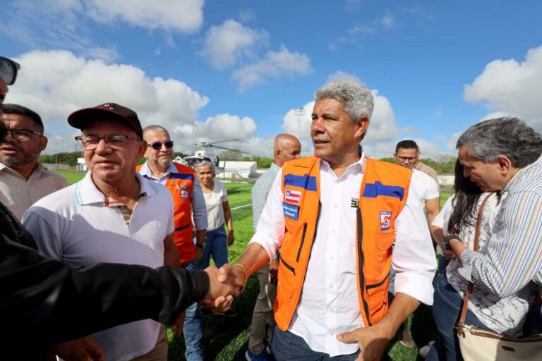 visita-do-governador-jeronimo-em-araci-foto-wuiga-rubini-govba-1