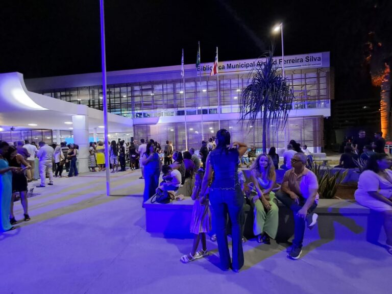 Biblioteca-municipal-Arnold-Ferreira-da-Silva-foto-ney-silva-acorda-cidade-inauguracao-01