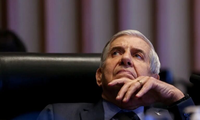 Ex-ministro-de-bolsoanro-Augusto-Heleno-foto-jose-cruz-abr-1