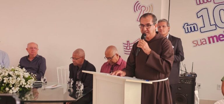 Frei-Cristovao-Lima-toma-posse-da-Superintendencia-da-Fundacao-Santo-Antonio-Foto-Paulo-Jose-Acorda-Cidade-7