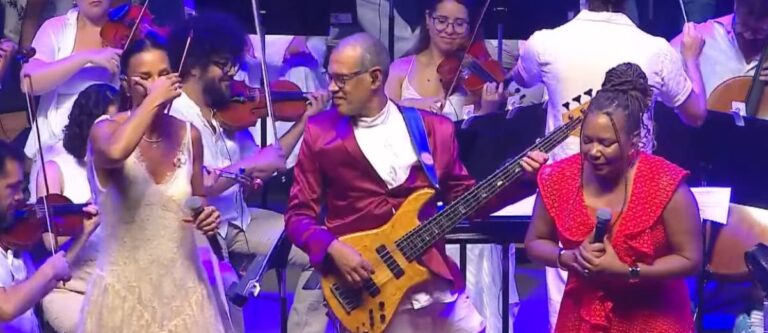 Ivete-Sangalo-Luciano-Calazans-e-Margareth-Menezes-Foto-Reproducao-TVE-Bahia-2-221225