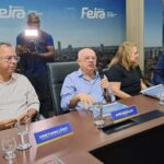 Prefeito-Jose-Ronaldo-em-coletiva-Foto-Ney-Silva-Acorda-Cidade-031225