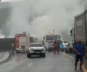 acidente-em-jaguaquara-foto-blog-do-marcos-frahm