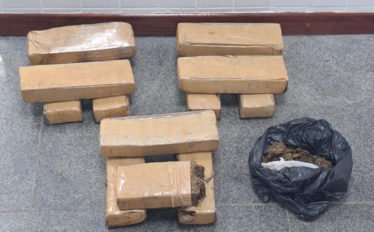 apreensao-drogas-queimadinha-foto-policia-militar