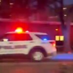 carro-da-policia-ataque-a-tiros-foto-reproducao-redes-socias-