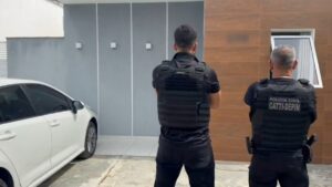 foragido-da-justica-localizado-condominio-alto-padrao-feira-de-santana-foto-pcba-1