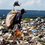 homem-trabalhador-sujeira-lixao-foto-paula-froes-