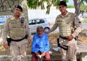 idoso-encontrado-foto-policia-militar-1
