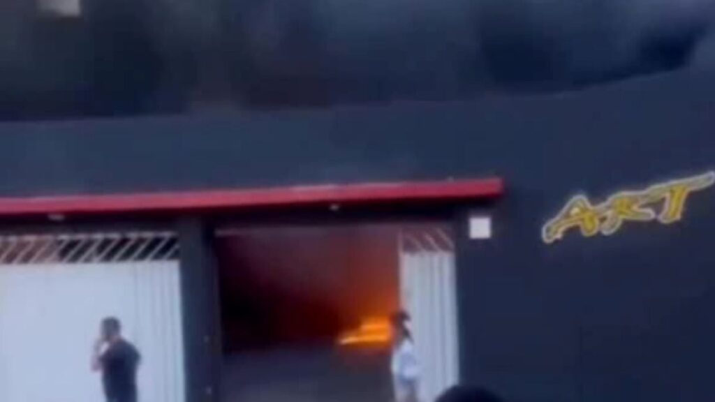 incendio-grandes-proporcoes-foto-reproducao-