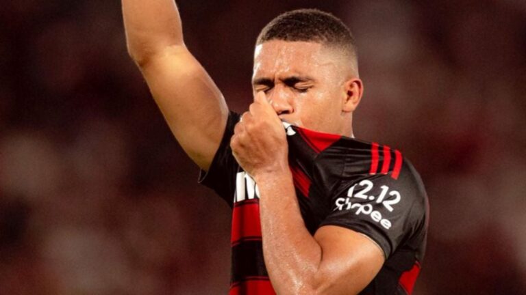 jogador-do-flamengo-foto-reproducao-rede-social-