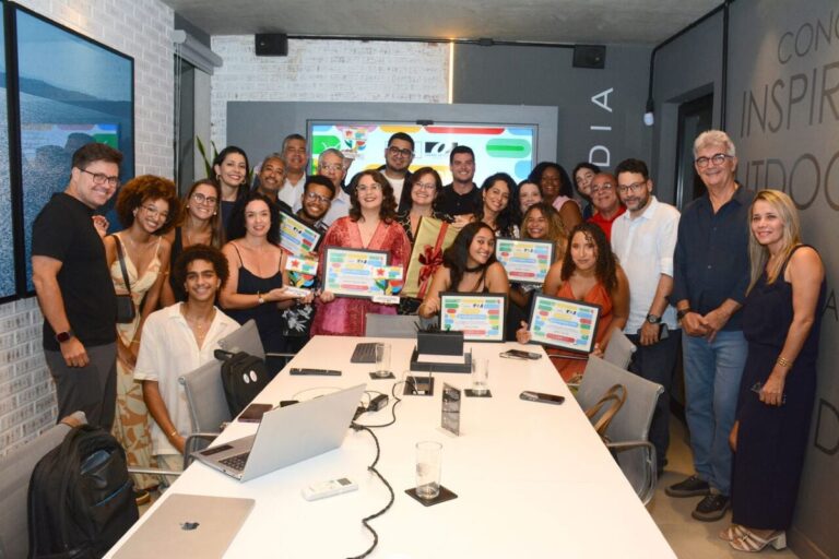 outdoor-universitario-Ubifat-Kin-Kin-2