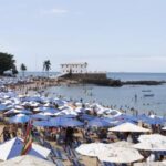 praia-salvador-verao-comerciantes-barracas-Foto-Matheus-LandimGOVBA-2