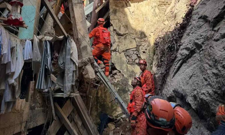 predio-desaba-zona-sul-do-rio-de-janeiro-foto-bombeiros-rj-1