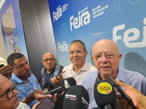 prefeito-Jose-Ronaldo-lancamento-do-concurso-de-decoracao-de-natal-foto-ney-silva-acorda-cidade-