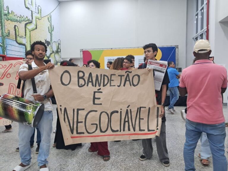 protesto-de-estudantes-foto-ney-silva-acorda-cidade-02