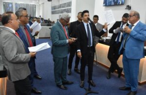 vereador-ismael-bastos-plenaria-foto-divulgacao-camara-municipal-de-vereadores-13-11-2025