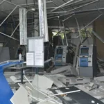 Agencia-caixa-e-destruida-