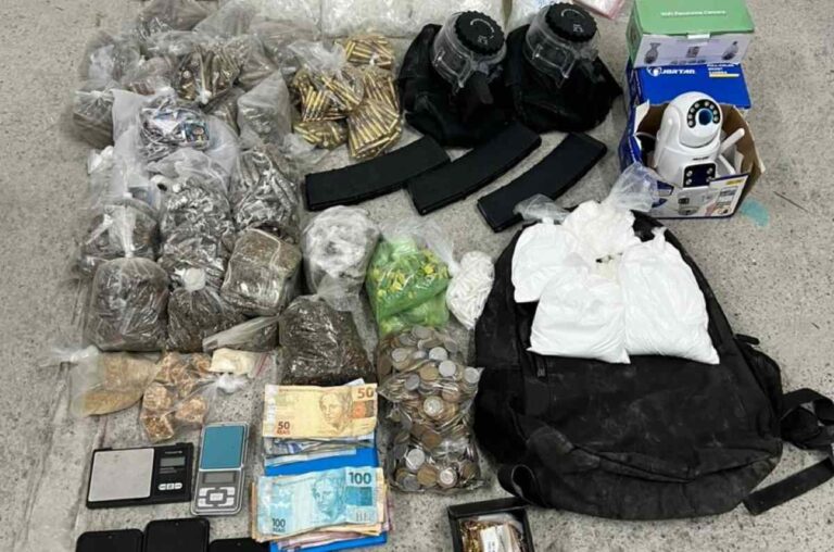 Apreensao-em-Vera-Cruz-Foto-Policia-Militar-DCS-050126