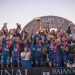 Bahia-de-Feira-celebrando-conquista-da-Serie-B-do-Baianao-2025Foto-Junior-Loiola-Bruno-Menezes-1