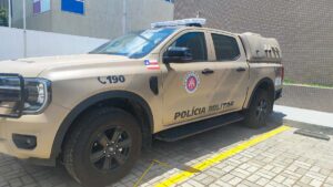 Carro-da-PM-Foto-Ed-Santos-Acorda-Cidade-1