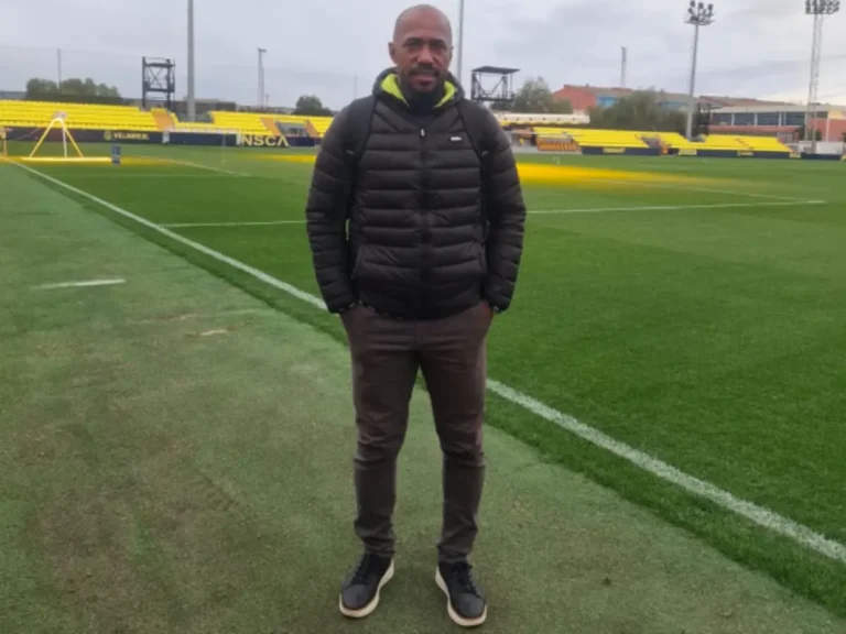 Coordenador-de-base-do-Fluminense