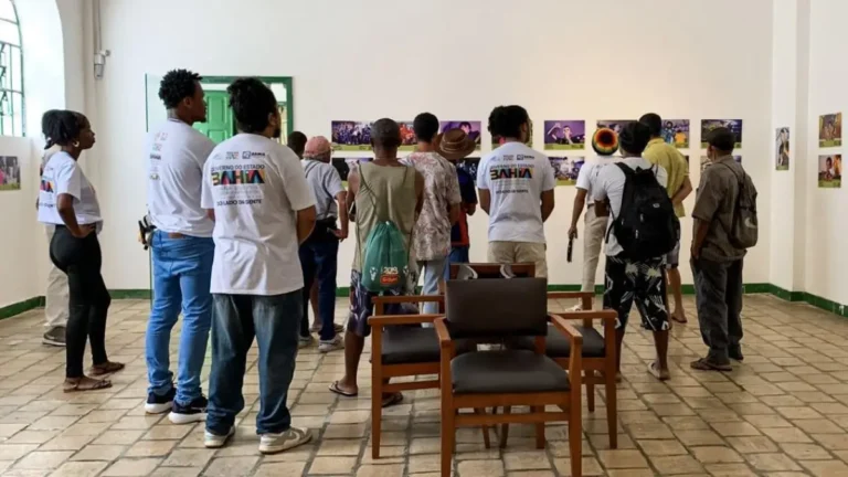 Corra-pro-Abraco-vai-ao-MACA-1