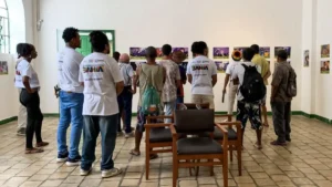 Corra-pro-Abraco-vai-ao-MACA