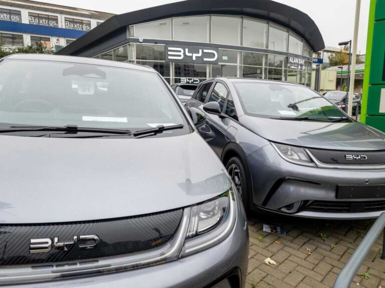 Estudo-mostra-os-modelos-de-carros-com-precos-mais-pesquisados-em-2025-Foto-Reproducao-iStock