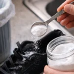 O-ponto-exato-onde-usar-bicarbonato-de-sodio-neutraliza-odores-em-vez-de-mascarar-1280x720-1