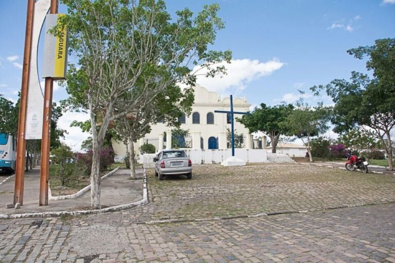 Praca-Igreja-Catolica-Distrito-de-Jaguara-Foto-Ed-Santos-Acorda-Cidade-