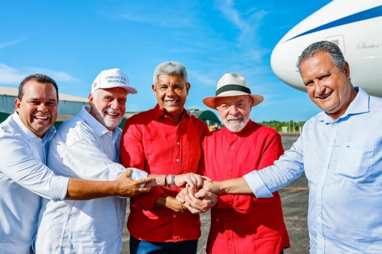 Reuniao-de-politicos-Geraldo-Junior-Rui-Costa-Jeronimo-Rodrigues-e-Lula-Governador-ministro-e-presidnete-Foto-Ricardo-Stuckert