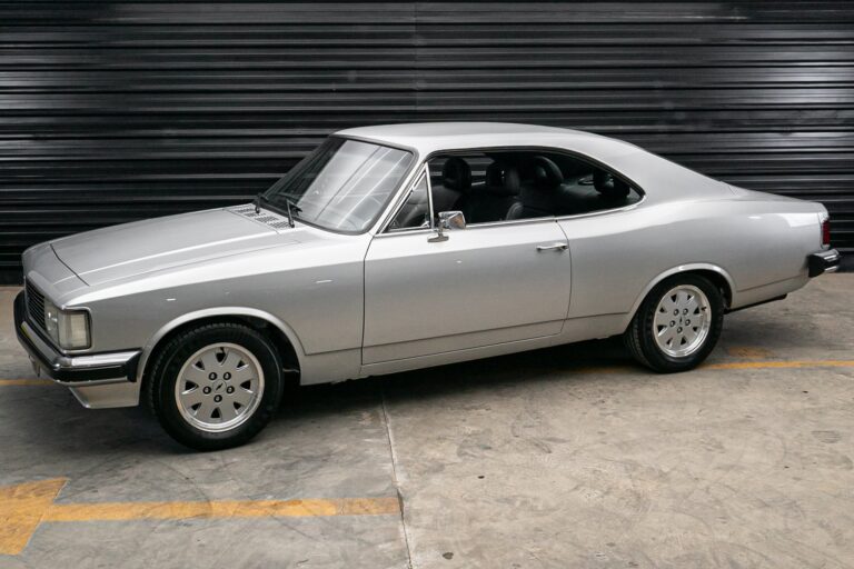 capa-chevrolet-opala-comodoro-a-venda-The-Garage