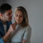 esposa-e-marido-brigando