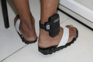 6995-carnaval-de-brumado-homem-preso-com-tornozeleira-eletronica