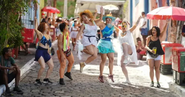 Banho-de-mar-a-fantasia-2026