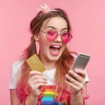 Carnaval-como-evitar-golpes-digitais-Foto-Freepik