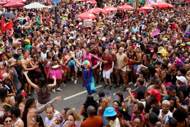 Carnaval-da-Bahia-sinaliza-marca-historica-no-fluxo-turistico-Foto-Thuane-MariaGOVBA