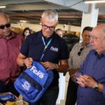 Entrega-de-Fardamentos-Livros-e-Kits-Escolares-fotos-Jorge-Magalhaes-129