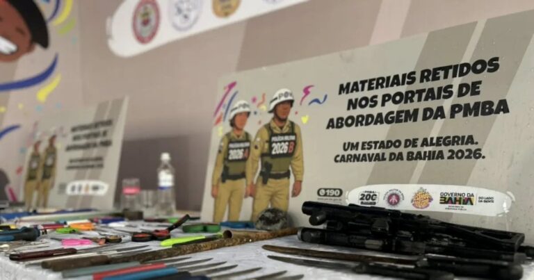 Mais-de-500-objetos-proibidos-sao-apreendidos-nos-circuitos-no-primeiro-dia-do-Carnaval-de-Salvador-Foto-Divulgacao-SSP-1