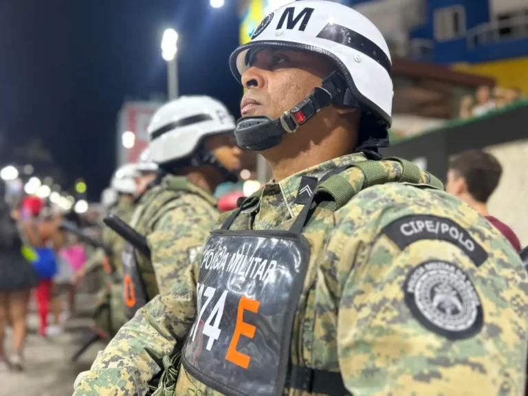 Policia-Militar-no-Carnaval-1-1