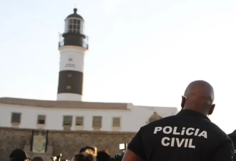 Policia-civil-no-Farol-da-Barra